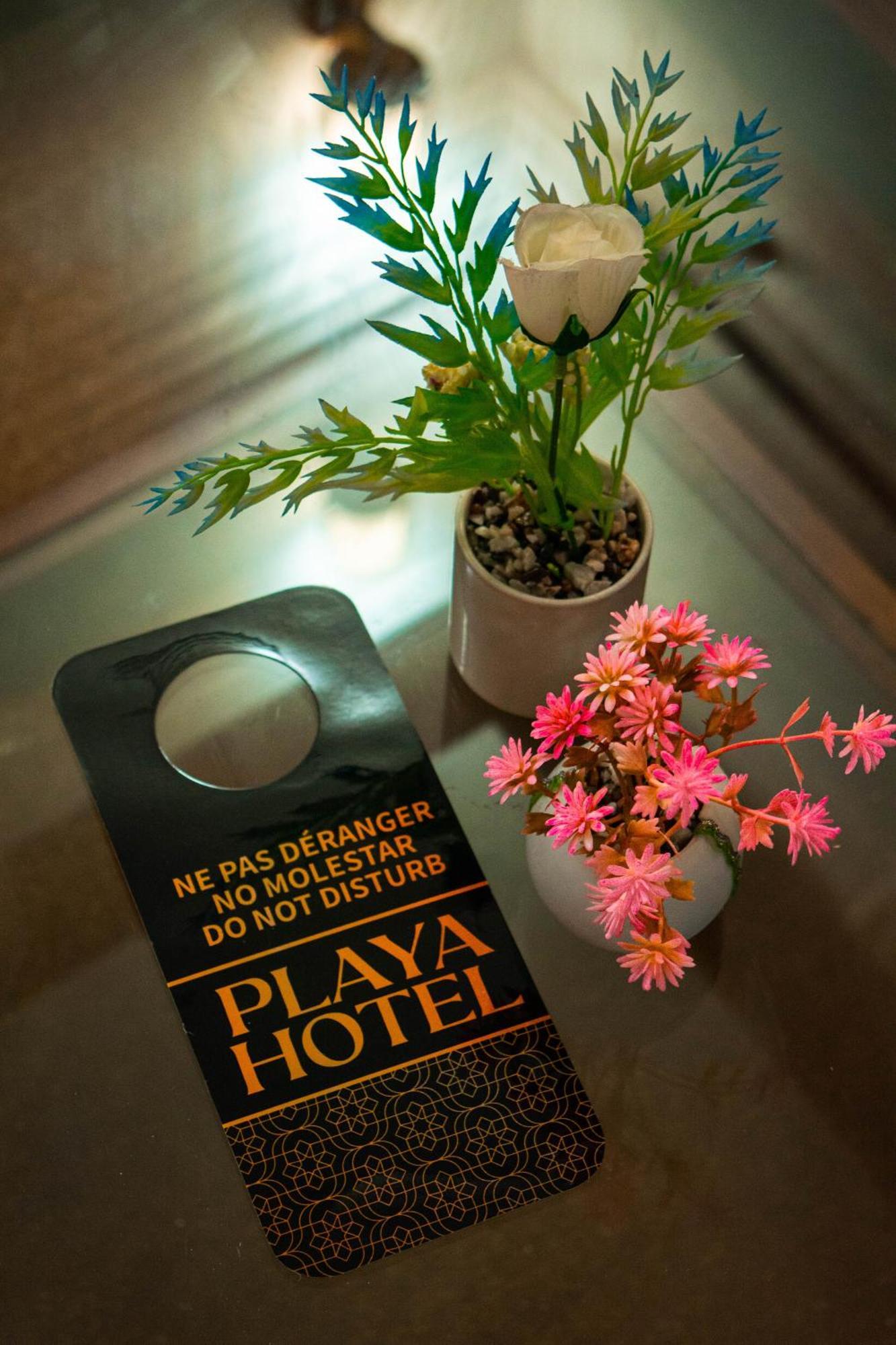Playa Hotel & Restaurant Дакла Екстериор снимка